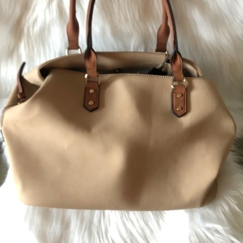 Violet Ray Braided Zip Front Pocket Carter